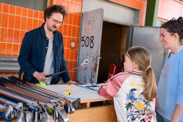 Tour 1: Creatives for Vienna – Making Spaces X Klima Biennale Wien (Nordwestbahnhof, 18.04.2026) Foto: Wirtschaftsagentur Wien / eSeL.at - Joanna Pianka