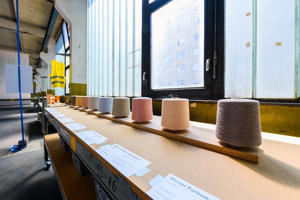 Tour 1: Creatives for Vienna – Making Spaces X Klima Biennale Wien (Nordwestbahnhof, 18.04.2026) Foto: Wirtschaftsagentur Wien / eSeL.at - Joanna Pianka