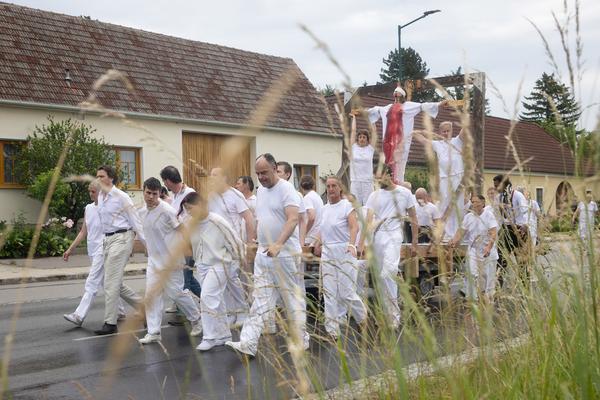 Hermann Nitsch 6 Tages Spiel (Tag 4, 7.6.2025) Foto: eSeL Foto: Foto: eSeL for Hermann Nitsch GmbH