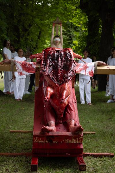Hermann Nitsch 6 Tages Spiel (Tag 4, 7.6.2025) Foto: (c) Hermann Nitsch GmbH (Foto: eSeL)