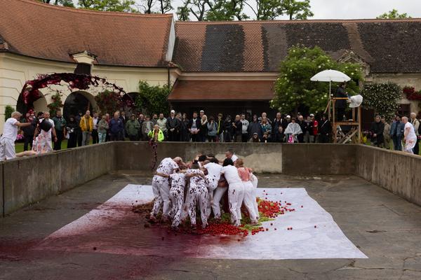 Hermann Nitsch 6 Tages Spiel (Tag 5, 8.6.2025) Foto: (c) Hermann Nitsch GmbH (Foto: eSeL)