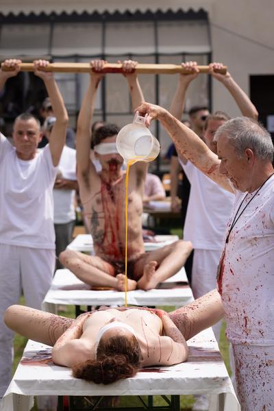 Hermann Nitsch 6 Tages Spiel (Tag 4, 7.6.2025) Foto: (c) Hermann Nitsch GmbH (Foto: eSeL)