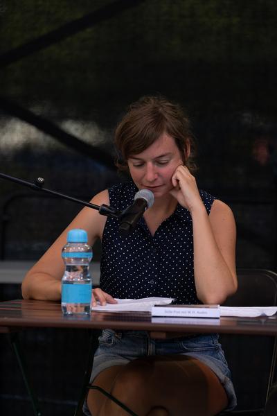 Kultursommer 2025: "Das Wetter hier ist sehr schön, liebe Grüße!" Gatzmaga, Hirth, Höllebauer, Marwan &amp; Peichl (Schrödingerplatz, 20.7.2025) Foto: eSeL.at - Lorenz Seidler