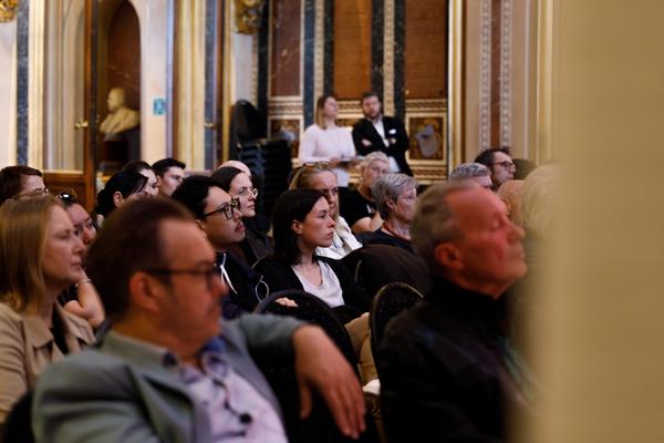 Das wilde Feld – Front und Hinterland in der Ukraine 2022–2025 (Heeresgeschichtliches Museum, 09.04.2026) Foto: eSeL.at - Hannah Mayr