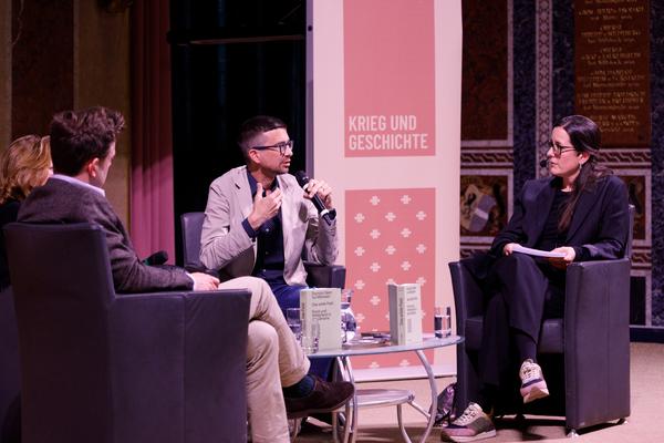 Das wilde Feld – Front und Hinterland in der Ukraine 2022–2025 (Heeresgeschichtliches Museum, 09.04.2026) Foto: eSeL.at - Hannah Mayr