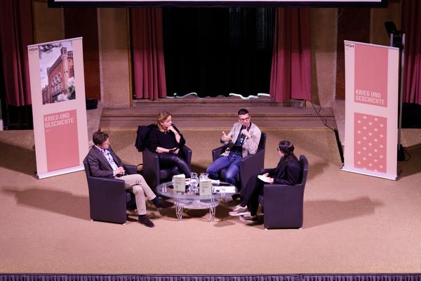 Das wilde Feld – Front und Hinterland in der Ukraine 2022–2025 (Heeresgeschichtliches Museum, 09.04.2026) Foto: eSeL.at - Hannah Mayr