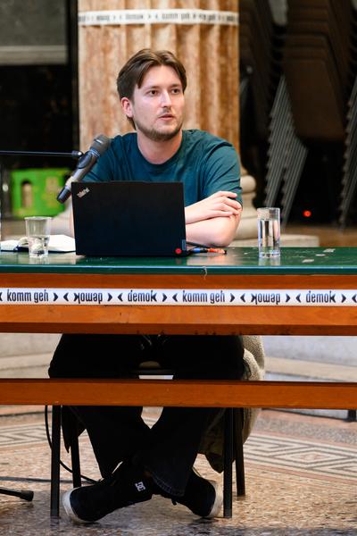 DEMOK: Act and Speak - Demokratie unter Druck: Jonas Thiel, Inna Shevchenko (Akademie der bildenden Künste Wien, 16.10.2026) Foto: eSeL.at - Joanna Pianka