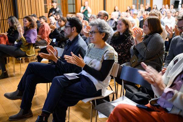 Die Farben der Erde - Moderne Textilkunst in Mexiko (Weltmuseum Wien, 21.10.2025 - 06.04.2026) Foto: eSeL.at - Joanna Pianka