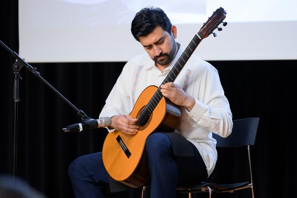 Die Farben der Erde - Moderne Textilkunst in Mexiko (Weltmuseum Wien, 21.10.2025 - 06.04.2026) Foto: eSeL.at - Joanna Pianka