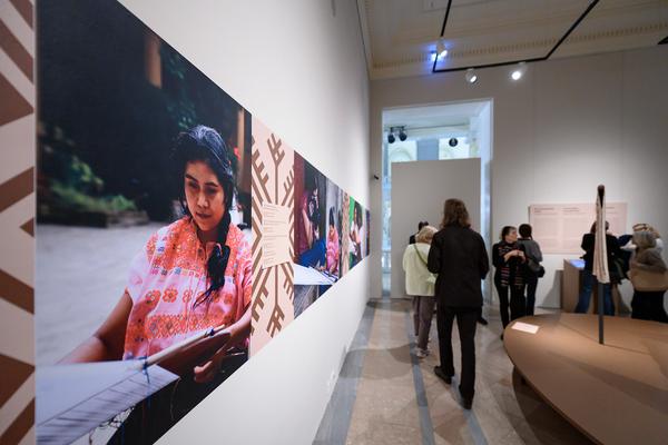 Die Farben der Erde - Moderne Textilkunst in Mexiko (Weltmuseum Wien, 21.10.2025 - 06.04.2026) Foto: eSeL.at - Joanna Pianka