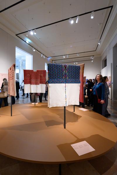 Die Farben der Erde - Moderne Textilkunst in Mexiko (Weltmuseum Wien, 21.10.2025 - 06.04.2026) Foto: eSeL.at - Joanna Pianka