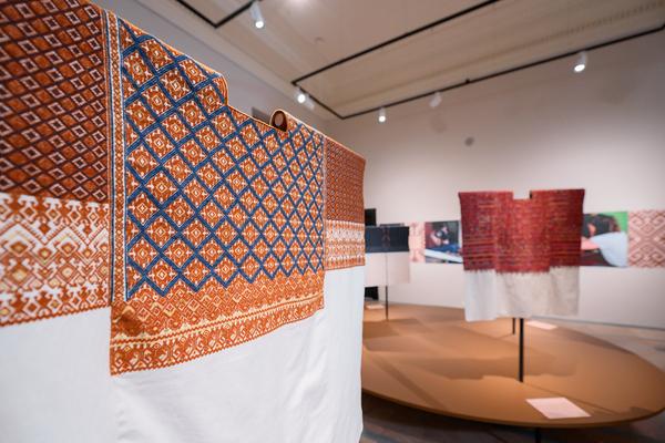 Die Farben der Erde - Moderne Textilkunst in Mexiko (Weltmuseum Wien, 21.10.2025 - 06.04.2026) Foto: eSeL.at - Joanna Pianka