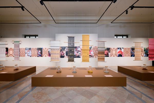 Die Farben der Erde - Moderne Textilkunst in Mexiko (Weltmuseum Wien, 21.10.2025 - 06.04.2026) Foto: eSeL.at - Joanna Pianka