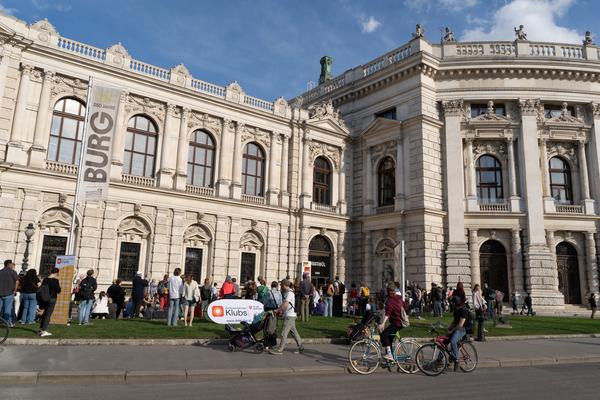 Creatives for Vienna – Making Spaces X Klima Biennale Wien: Die Anhaltestelle (Burgtheater, 08.05.2026) Foto: Wirtschaftsagentur Wien / eSeL.at - Sarah Tasha