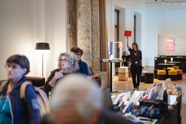 Disability History Aktions-Tag - Ausstellungs-Rundgang und Lesung (Haus der Geschichte Österreich, 06.12.2025) Foto: eSeL.at - Robert Puteanu