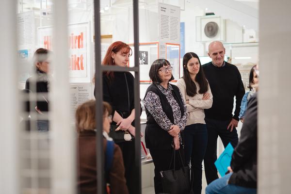 Disability History Aktions-Tag - Ausstellungs-Rundgang und Lesung (Haus der Geschichte Österreich, 06.12.2025) Foto: eSeL.at - Robert Puteanu