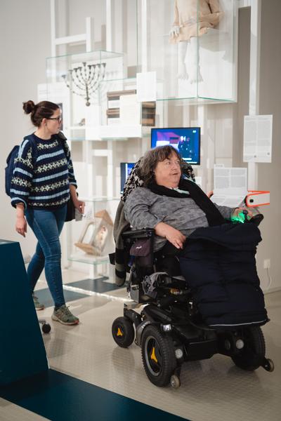 Disability History Aktions-Tag - Ausstellungs-Rundgang und Lesung (Haus der Geschichte Österreich, 06.12.2025) Foto: eSeL.at - Robert Puteanu