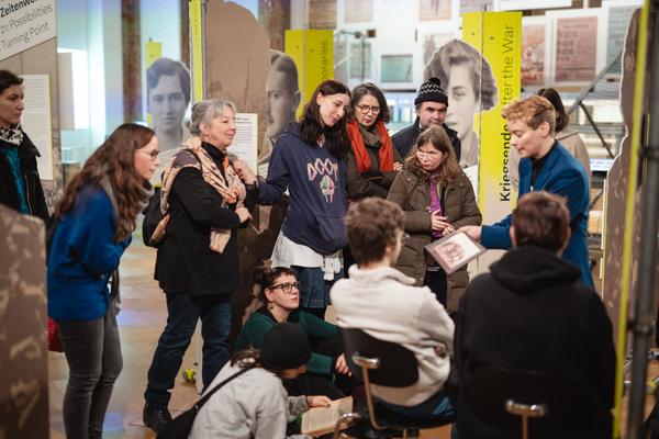Disability History Aktions-Tag - Ausstellungs-Rundgang und Lesung (Haus der Geschichte Österreich, 06.12.2025) Foto: eSeL.at - Robert Puteanu