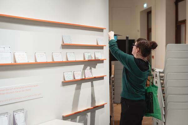 Disability History Aktions-Tag - Ausstellungs-Rundgang und Lesung (Haus der Geschichte Österreich, 06.12.2025) Foto: eSeL.at - Robert Puteanu