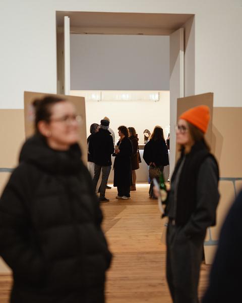 Eröffnung „Domesticated“ (The Hall. PART International Art Residency Austria, 8.11. - 13.12.2025) Foto: eSeL.at - Robert Puteanu