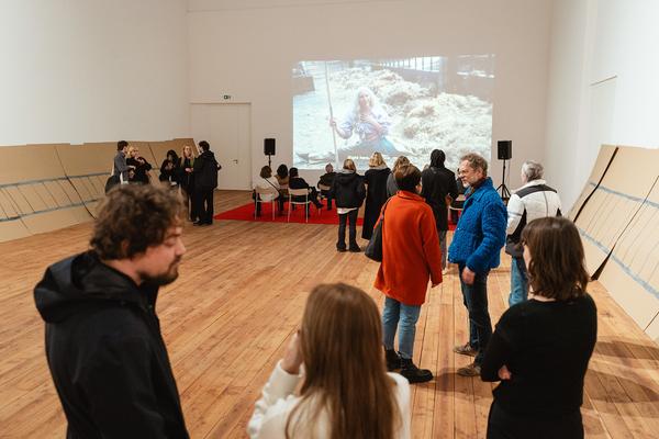 Eröffnung „Domesticated“ (The Hall. PART International Art Residency Austria, 8.11. - 13.12.2025) Foto: eSeL.at - Robert Puteanu