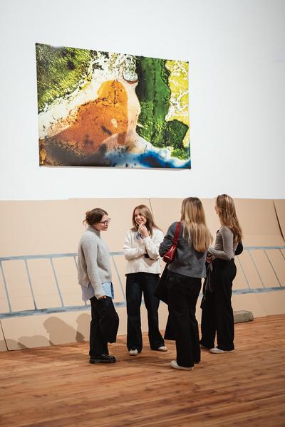 Eröffnung „Domesticated“ (The Hall. PART International Art Residency Austria, 8.11. - 13.12.2025) Foto: eSeL.at - Robert Puteanu