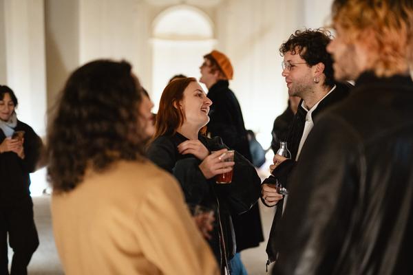 Eröffnung „Domesticated“ (The Hall. PART International Art Residency Austria, 8.11. - 13.12.2025) Foto: eSeL.at - Robert Puteanu