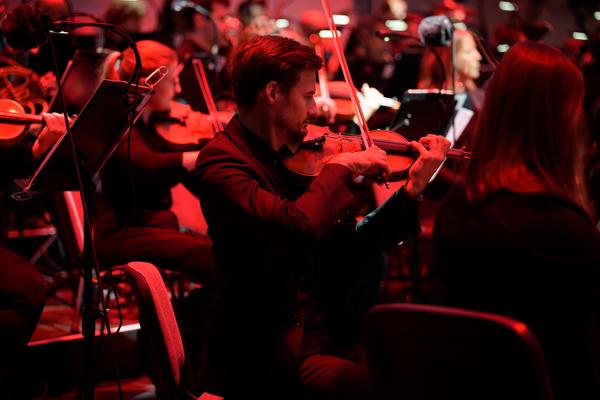 Domplatz Open Air: Tonkünstler &amp; Friends - Im Feuerstorm der Reben (Domplatz St. Pölten, 11.09.2025) Foto: eSeL.at - Joanna Pianka
