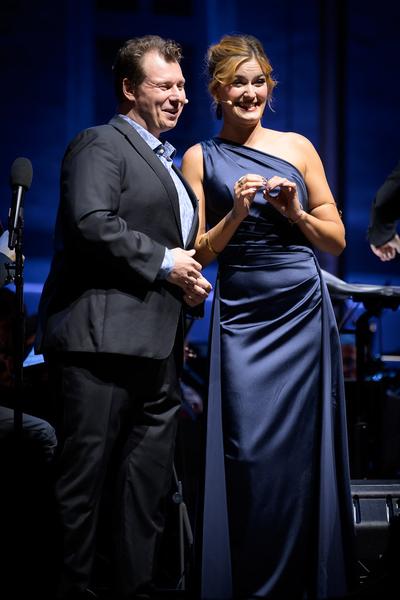 Domplatz Open Air: Tonkünstler &amp; Friends - Im Feuerstorm der Reben (Domplatz St. Pölten, 11.09.2025) Foto: eSeL.at - Joanna Pianka