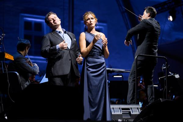 Domplatz Open Air: Tonkünstler &amp; Friends - Im Feuerstorm der Reben (Domplatz St. Pölten, 11.09.2025) Foto: eSeL.at - Joanna Pianka