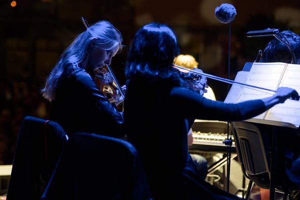 Domplatz Open Air: Tonkünstler &amp; Friends - Im Feuerstorm der Reben (Domplatz St. Pölten, 11.09.2025) Foto: eSeL.at - Joanna Pianka