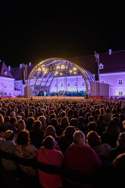 Tonkünstler &amp; Friends: Nordlichter - Festkonzert anlässlich 40 Jahre Landeshauptstadt St. Pölten (Domplatz Open Air St. Pölten, 10.09.2026) Foto: eSeL.at - Joanna Pianka