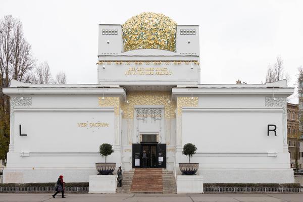 Cevdet Erek &quot;Secession Ornamentation&quot; (Secession, 29.11.2025 – 22.02.2026) Foto: eSeL.at - Lorenz Seidler