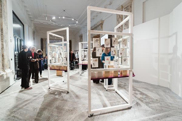 Eingestickt. Zur Erinnerung an 67 Menschen, die 1940 in Hartheim ermordet wurden. 10.12.2025 - 10.05.2026 (Haus der Geschichte Österreich, 10.12.2025) Foto: eSeL.at - Robert Puteanu