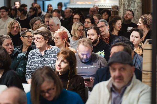 Eingestickt. Zur Erinnerung an 67 Menschen, die 1940 in Hartheim ermordet wurden. 10.12.2025 - 10.05.2026 (Haus der Geschichte Österreich, 10.12.2025) Foto: eSeL.at - Robert Puteanu