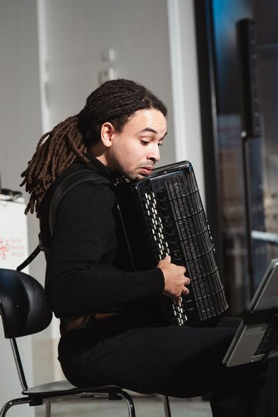 Eingestickt. Zur Erinnerung an 67 Menschen, die 1940 in Hartheim ermordet wurden. 10.12.2025 - 10.05.2026 (Haus der Geschichte Österreich, 10.12.2025) Foto: eSeL.at - Robert Puteanu