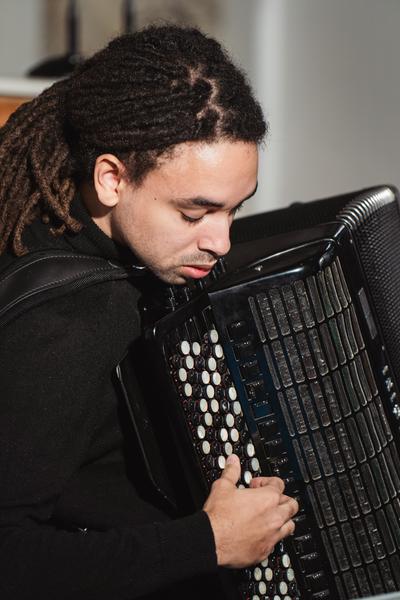 Eingestickt. Zur Erinnerung an 67 Menschen, die 1940 in Hartheim ermordet wurden. 10.12.2025 - 10.05.2026 (Haus der Geschichte Österreich, 10.12.2025) Foto: eSeL.at - Robert Puteanu