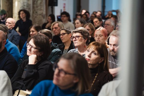 Eingestickt. Zur Erinnerung an 67 Menschen, die 1940 in Hartheim ermordet wurden. 10.12.2025 - 10.05.2026 (Haus der Geschichte Österreich, 10.12.2025) Foto: eSeL.at - Robert Puteanu