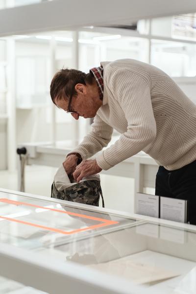 Eingestickt. Zur Erinnerung an 67 Menschen, die 1940 in Hartheim ermordet wurden. 10.12.2025 - 10.05.2026 (Haus der Geschichte Österreich, 10.12.2025) Foto: eSeL.at - Robert Puteanu