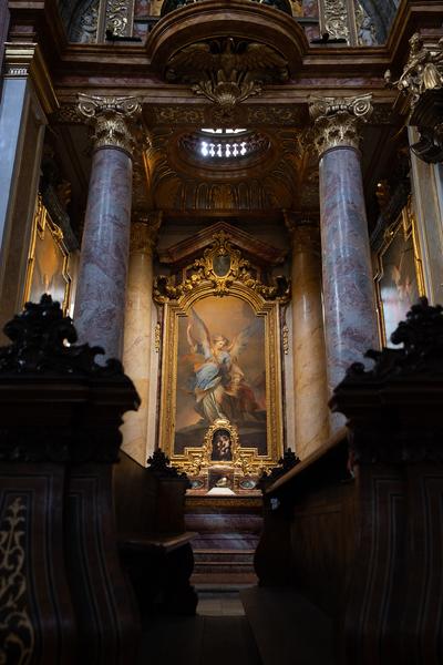 Elias Franziskus Grüner "Ein erlösendes Ende, ein endloser Anfang" (Jesuitenkirche, 3.12.2025 - 28.2.2026) Foto: eSeL.at - Lorenz Seidler