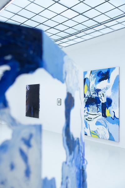 "Embodied Rituals" - Donna Huanca, Harminder Judge &amp; Hermann Nitsch (Galerie Kandlhofer, 21.5. - 20.6.2025) Foto: eSeL.at - Lorenz Seidler