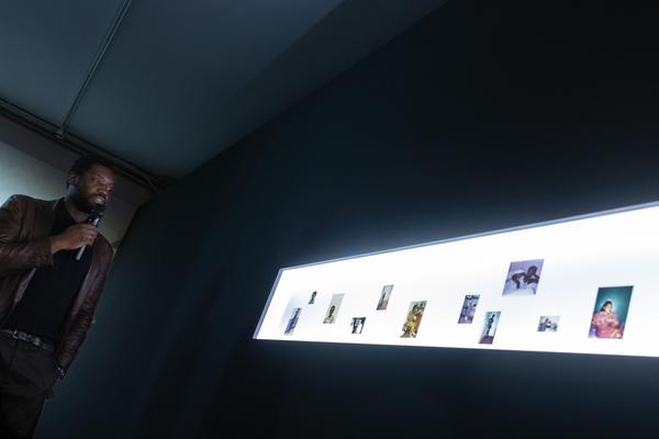 Eric Asamoah "As Our Hearts Bow" (Foto Arsenal Wien, 19.9.2026 â 10.1.2027) Foto: eSeL.at - Lorenz Seidler