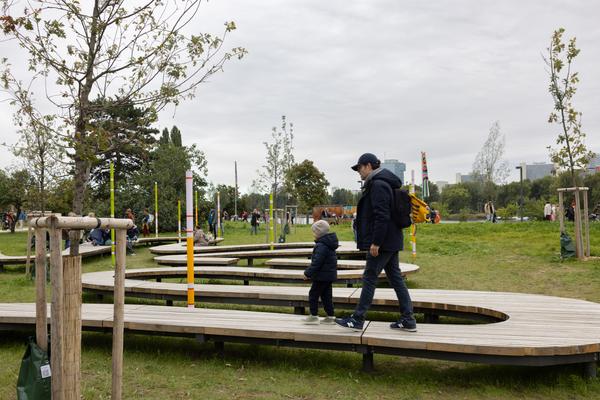 Eröffnung Andre Heller &quot;Bank Austria Park&quot; (Mühlschüttelpark, 4.10.2025) Foto: eSeL.at - Lorenz Seidler
