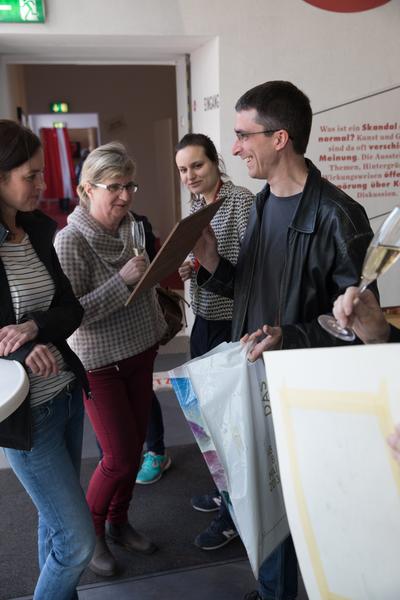 eSeL: Die Entsetzliche-Kunst-Tauschbörse LINZ  (26.3.2017, OK Linz) <a href="https://esel.at/termin/89417" rel="noreferrer nofollow">esel.at/termin/89417</a> | Foto: <a href="http://eSeL.at" rel="noreferrer nofollow">eSeL.at</a> Foto: eSeL.at - Lorenz Seidler