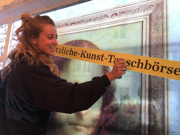 eSeL: Die Entsetzliche-Kunst-Tauschbörse Wien  (27.3.2017, DreiSechsFuenf@MASC Foundation) <a href="https://esel.at/termin/89417" rel="noreferrer nofollow">esel.at/termin/89417</a> | Foto: <a href="http://eSeL.at" rel="noreferrer nofollow">eSeL.at</a>