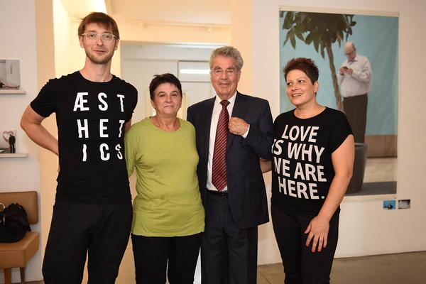 eSeL: Fotosalon Seidler. Ausstellungsbesuch von Bundespräsident Heinz Fischer. (Christine König Galerie, 28.8.2015) Foto: <a href="http://eSeL.at" rel="noreferrer nofollow">eSeL.at</a> - Joanna Pianka Foto: eSeL.at - Joanna Pianka