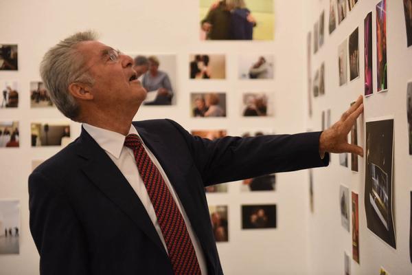 eSeL: Fotosalon Seidler. Ausstellungsbesuch von Bundespräsident Heinz Fischer. (Christine König Galerie, 28.8.2015) Foto: <a href="http://eSeL.at" rel="noreferrer nofollow">eSeL.at</a> - Joanna Pianka Foto: eSeL.at - Joanna Pianka