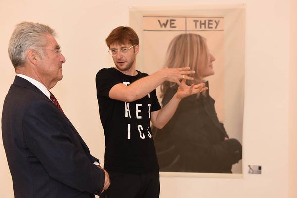 eSeL: Fotosalon Seidler. Ausstellungsbesuch von Bundespräsident Heinz Fischer. (Christine König Galerie, 28.8.2015) Foto: <a href="http://eSeL.at" rel="noreferrer nofollow">eSeL.at</a> - Joanna Pianka Foto: eSeL.at - Joanna Pianka
