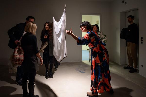 VIENNA ART WEEK 2025 Eröffnung (&quot;House of Learning Systems&quot; / Funkhaus, 07.11.2025) Foto: eSeL.at - Joanna Pianka