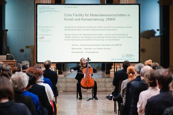 Core Facility für Materialwissenschaften in Kunst und Konservierung: ZMKK (Akademie der bildenden Künste Wien, 15.10.2025) Foto: eSeL.at - Robert Puteanu
